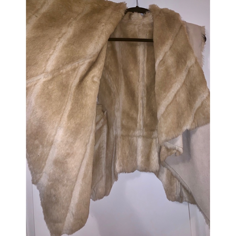 Bebe Reversible Faux Fur Vest in Beige - Picture 6 of 7